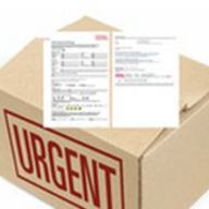 returns_preparing_the_shipment_box_with_urgent_inscription.jpg retoure die sendung vorbereiten eine karton box mit einem "dringend" aufschrift